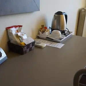 https://hotel-la-nuova-rotaia.italymilanhotels.net