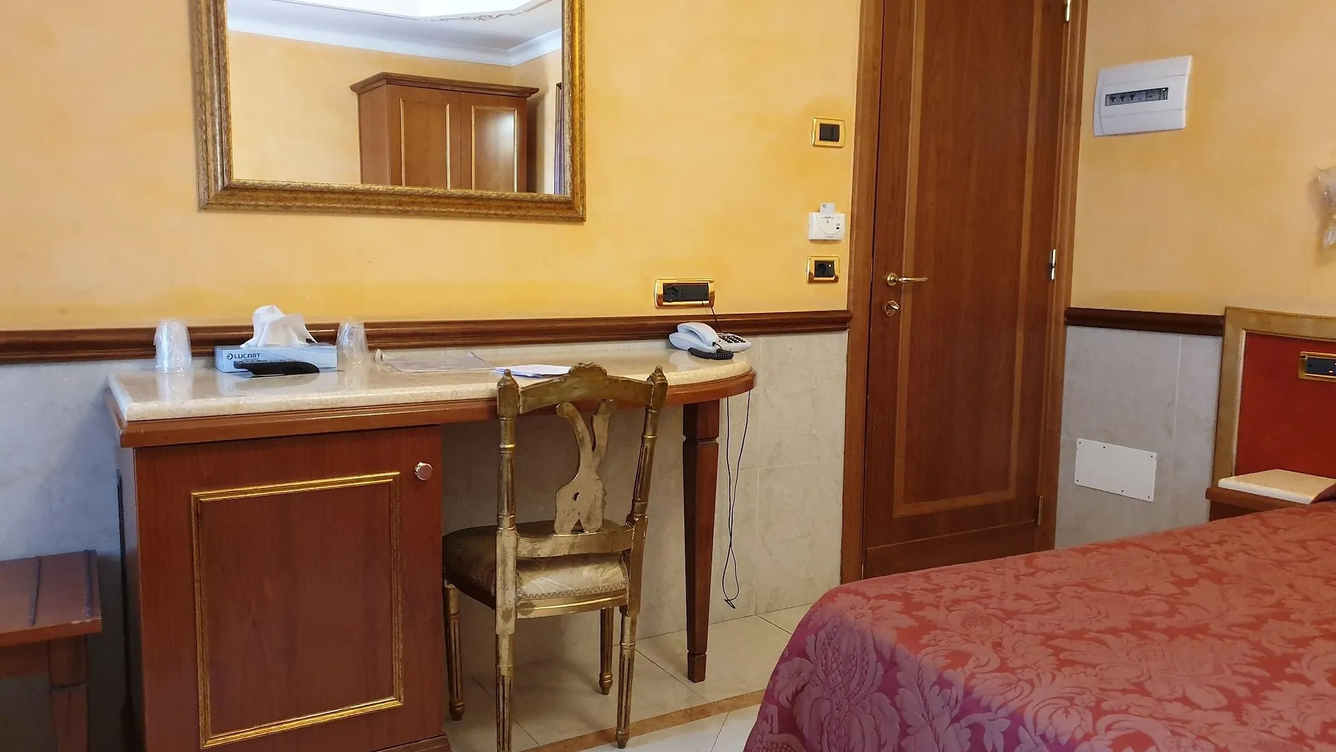 Hotel Principessa Isabella Rome Italy